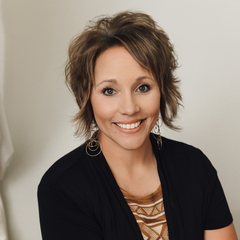 Keely Graves